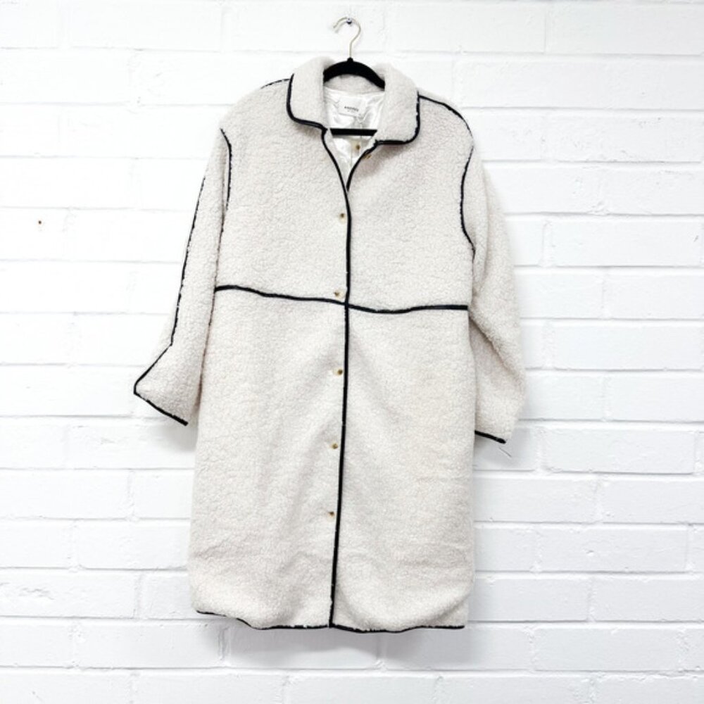 Andree by Unit White Sherpa Coat with Black Leather Trim